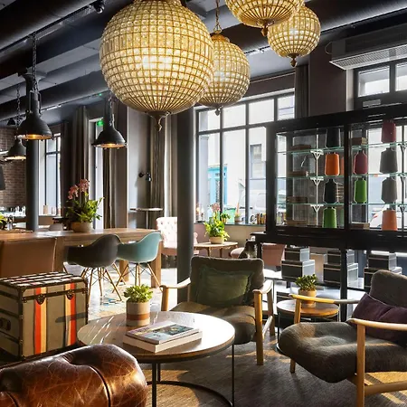 オテル ファブリック 4*