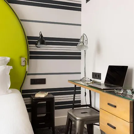 Fabric Hotell Paris